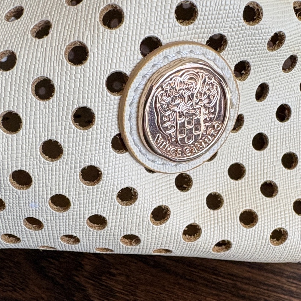 Vince Camuto Light Yellow Leather Ombré Perforated Shoulder Bag w/ Pouch - Picture 9 of 11